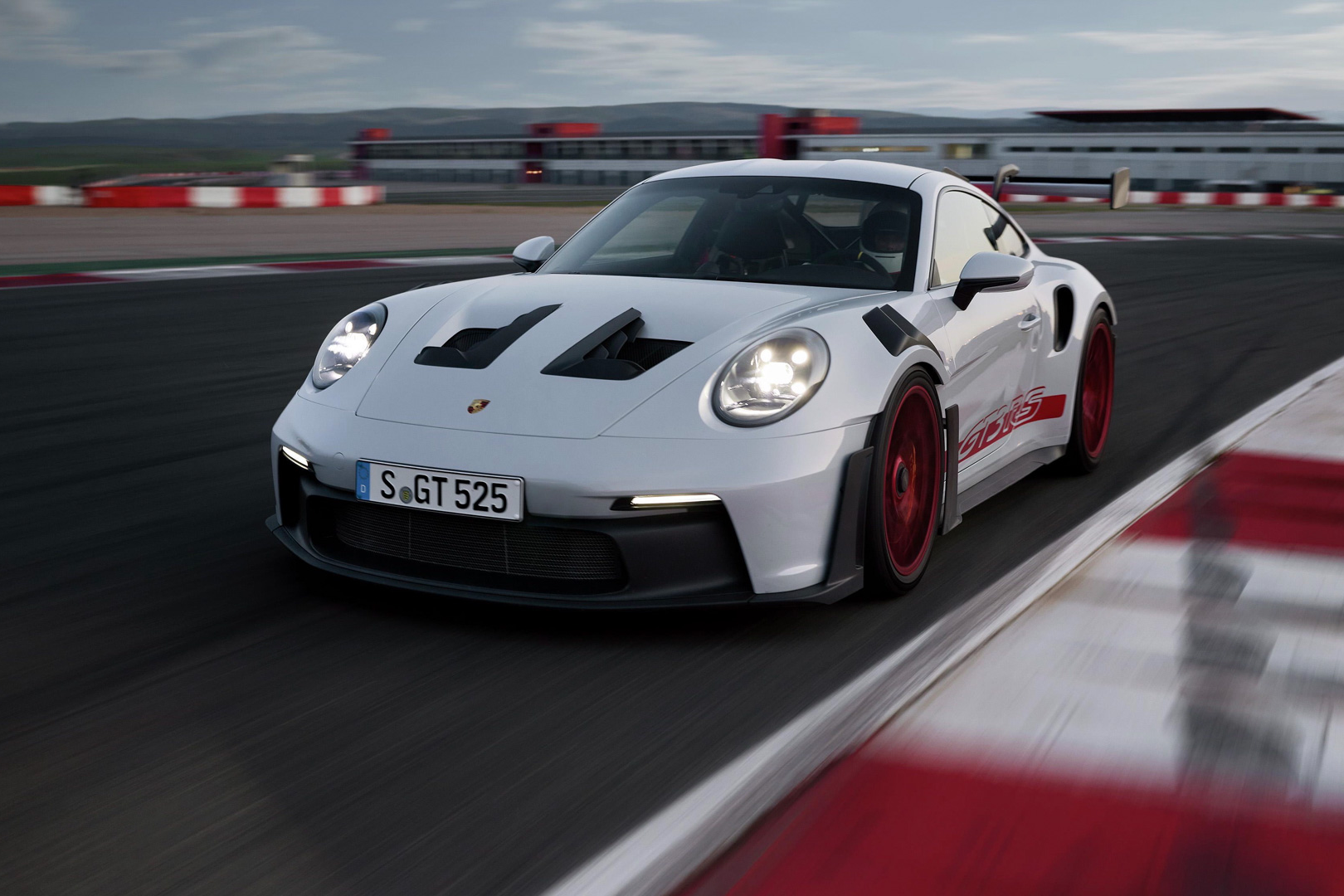 Chi tiết Porsche 911 GT3 RS thế hệ mới - ảnh 20