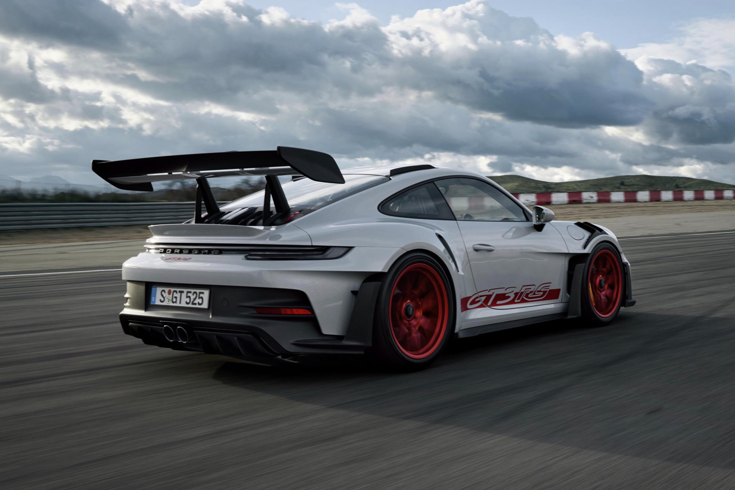 Chi tiết Porsche 911 GT3 RS thế hệ mới - ảnh 2