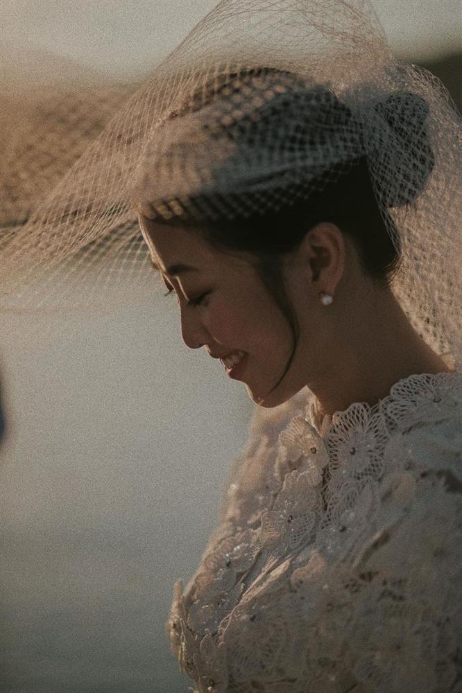 Full 3 bộ ảnh cưới của cô dâu tháng 10 - MC Liêu Hà Trinh - ảnh 7
