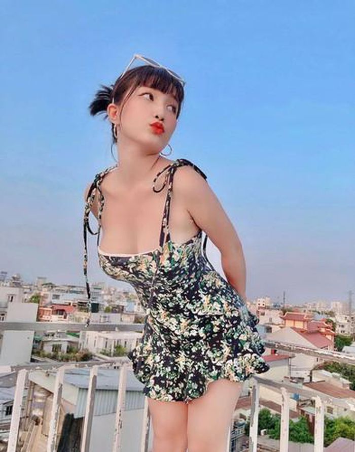 ‘Hot girl phòng gym’ Trung Quốc khoe vóc dáng chuẩn đồng hồ cát - ảnh 19