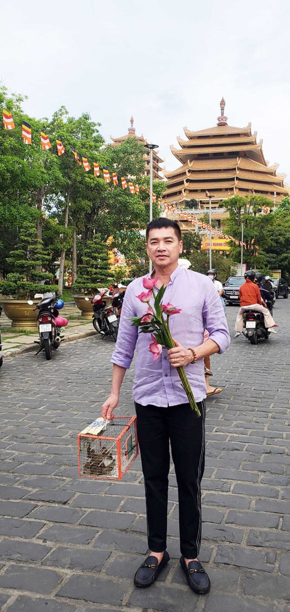 Cuộc sống của Quang Minh, Hồng Đào sau 3 năm trở về thời độc thân - ảnh 6