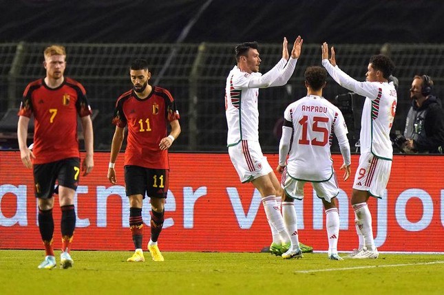 Lại thua tại Nations League, Gareth Bale nhận thông điệp từ HLV trưởng: “Hãy quên World Cup đi” - ảnh 2