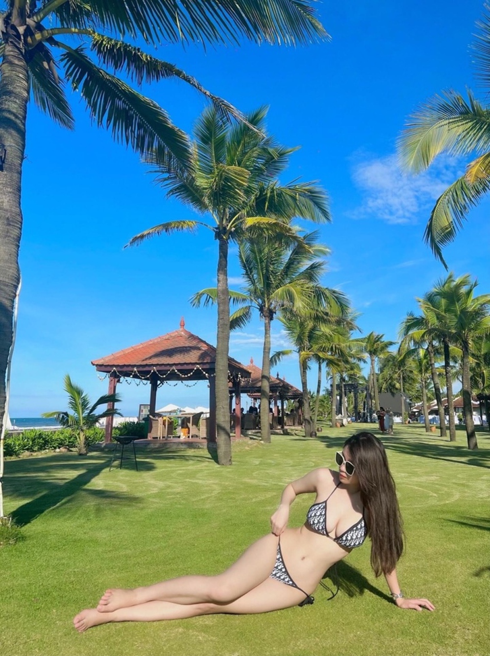 Nữ tuyển thủ Việt Nam tung ảnh bikini quyến rũ gây sốt mạng xã hội - ảnh 3