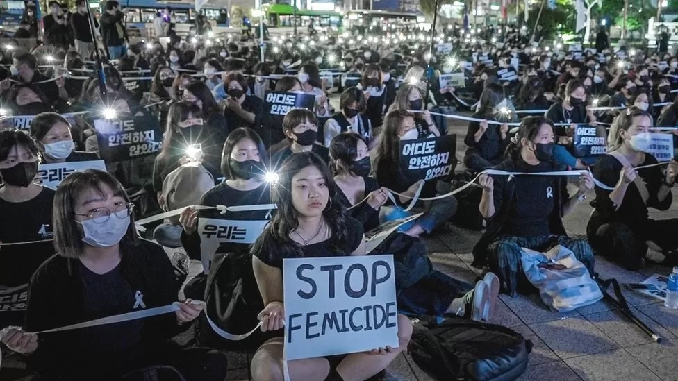 Hàn Quốc dậy sóng vì cái chết của cô gái bị giết trong nhà vệ sinh - ảnh 4