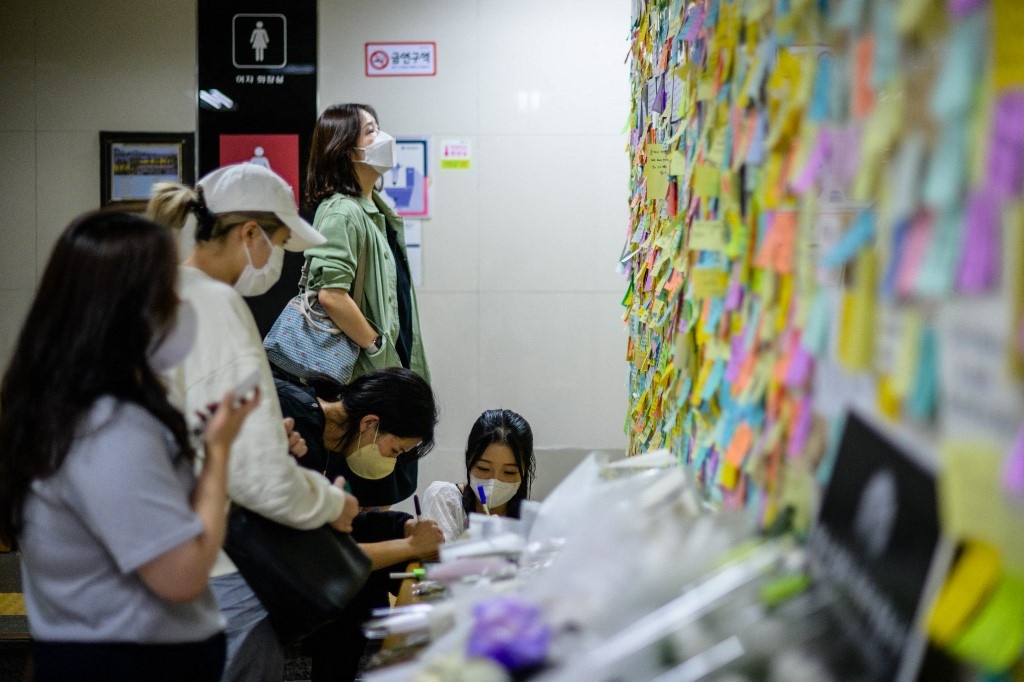 Hàn Quốc dậy sóng vì cái chết của cô gái bị giết trong nhà vệ sinh - ảnh 3
