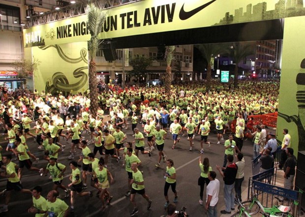 Israel: Khoảng 15.000 người tham dự giải chạy kết hợp “hẹn hò tốc độ” - ảnh 1