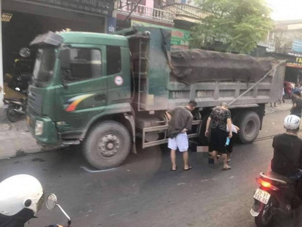 Quảng Ninh: Va chạm với xe tải đi ngược chiều, 2 người thương vong - ảnh 1