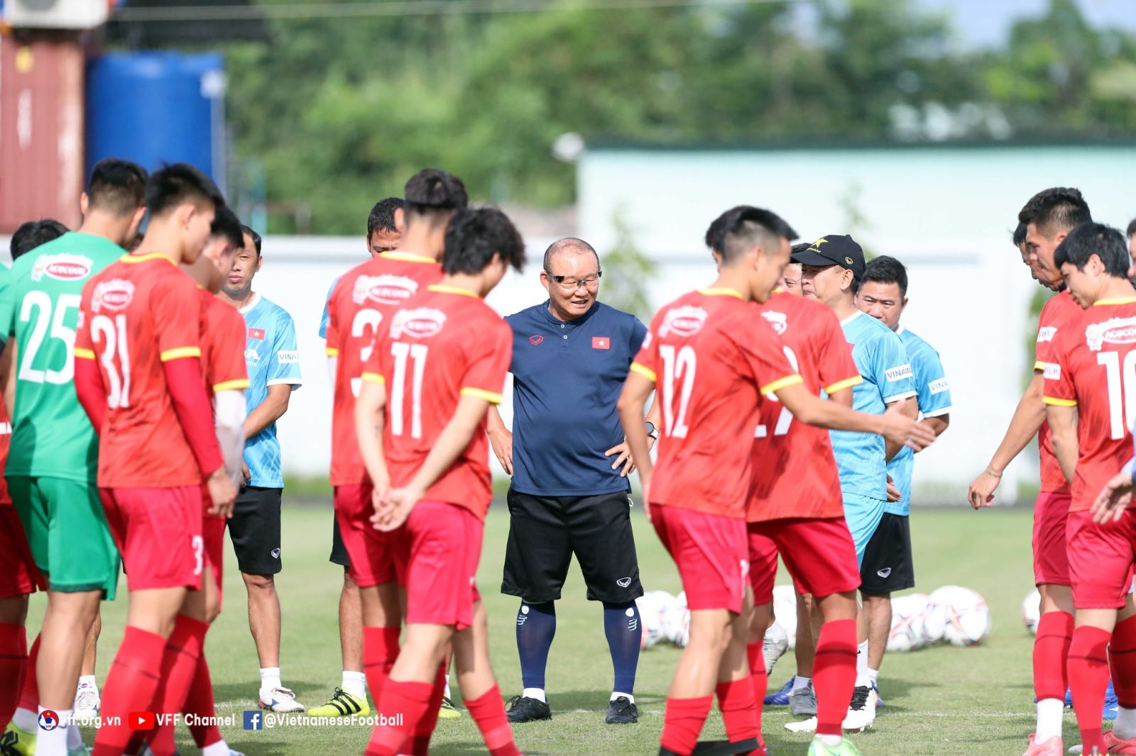 Bóng đá Việt Nam hôm nay: HLV Park Hang Seo trở lại. Trọng Hoàng báo tin vui - ảnh 1
