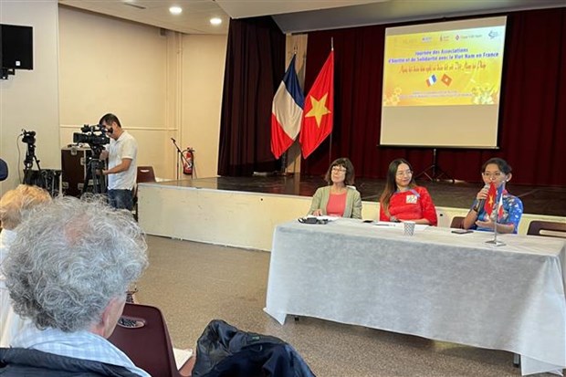 Sôi động Ngày hội đoàn hữu nghị và đoàn kết với Việt Nam tại Pháp - ảnh 1