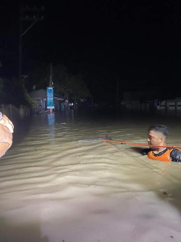Philippines hoang tàn, chìm trong nước sau ảnh hưởng của siêu bão Noru - ảnh 4