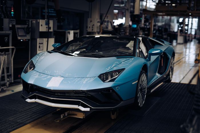 Lamborghini Aventador chính thức khai tử - ảnh 2