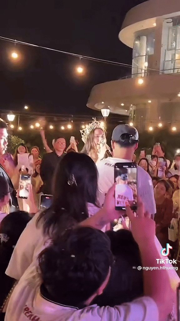 Hoa hậu Thùy Tiên hát hit Đông Nhi tại fan meeting, dân mạng đòi mang luôn lên sân khấu Miss Grand VN! - ảnh 3