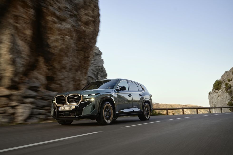 Siêu SUV hybrid mới của BMW có công suất 735 mã lực - ảnh 3