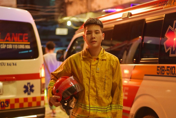 Quân A.P hé lộ hậu trường hóa thân làm lính cứu hỏa trong MV mới - ảnh 1