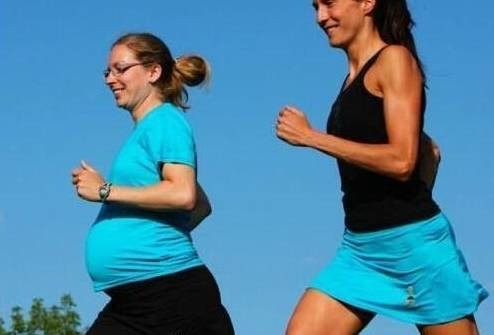 3 nguyên tắc cần tuyệt đối tuân thủ trong tập thể dục khi mang thai - ảnh 1