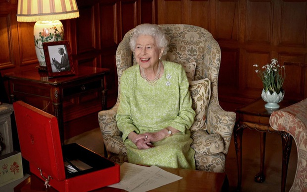 Giấy chứng tử của Nữ hoàng Elizabeth II tiết lộ điều gì? - ảnh 1