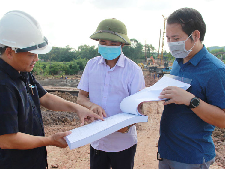Bắc Giang: Đảm bảo tiến độ các dự án lớn, trọng điểm - ảnh 1
