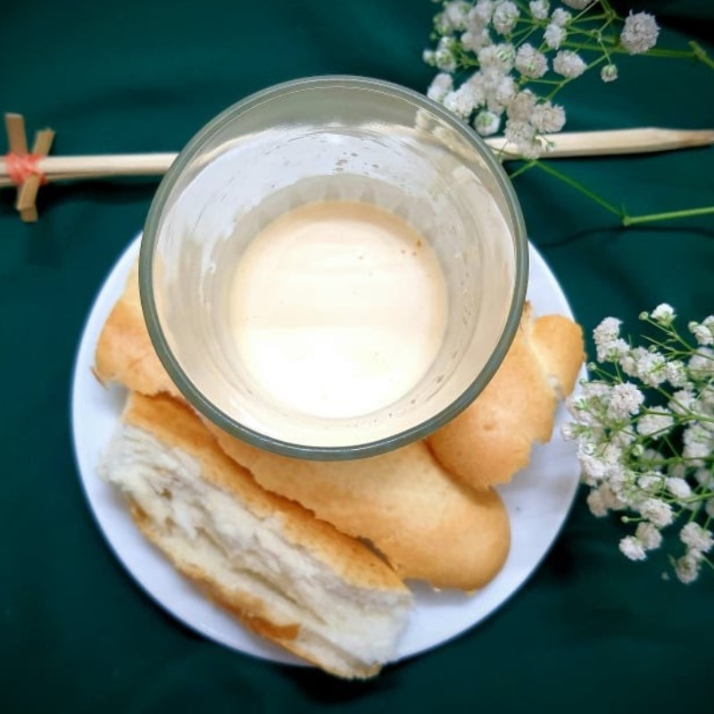 Mê tít món bánh mì chấm sữa đặc mang cả bầu trời ký ức tuổi thơ - ảnh 15