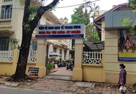 Đảng ủy 2 viện đầu ngành của Bộ Y tế bị kỷ luật do liên quan Việt Á - ảnh 1