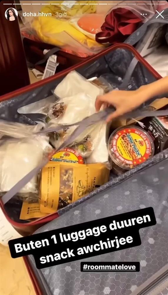 Á hậu Bảo Ngọc nổi mụn, khoe vali toàn đồ ăn tại Miss Intercontinental - ảnh 4