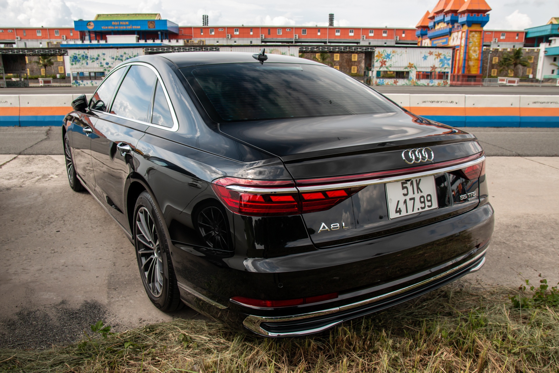 Cận cảnh Audi A8L đời 2022 giá 6 tỷ đồng của ông Nguyễn Quốc Cường - ảnh 3
