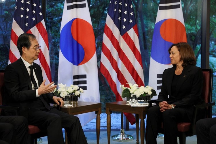 Phó Tổng thống Mỹ công du Đông Á nhằm thắt chặt tam giác quan hệ đồng minh - ảnh 2