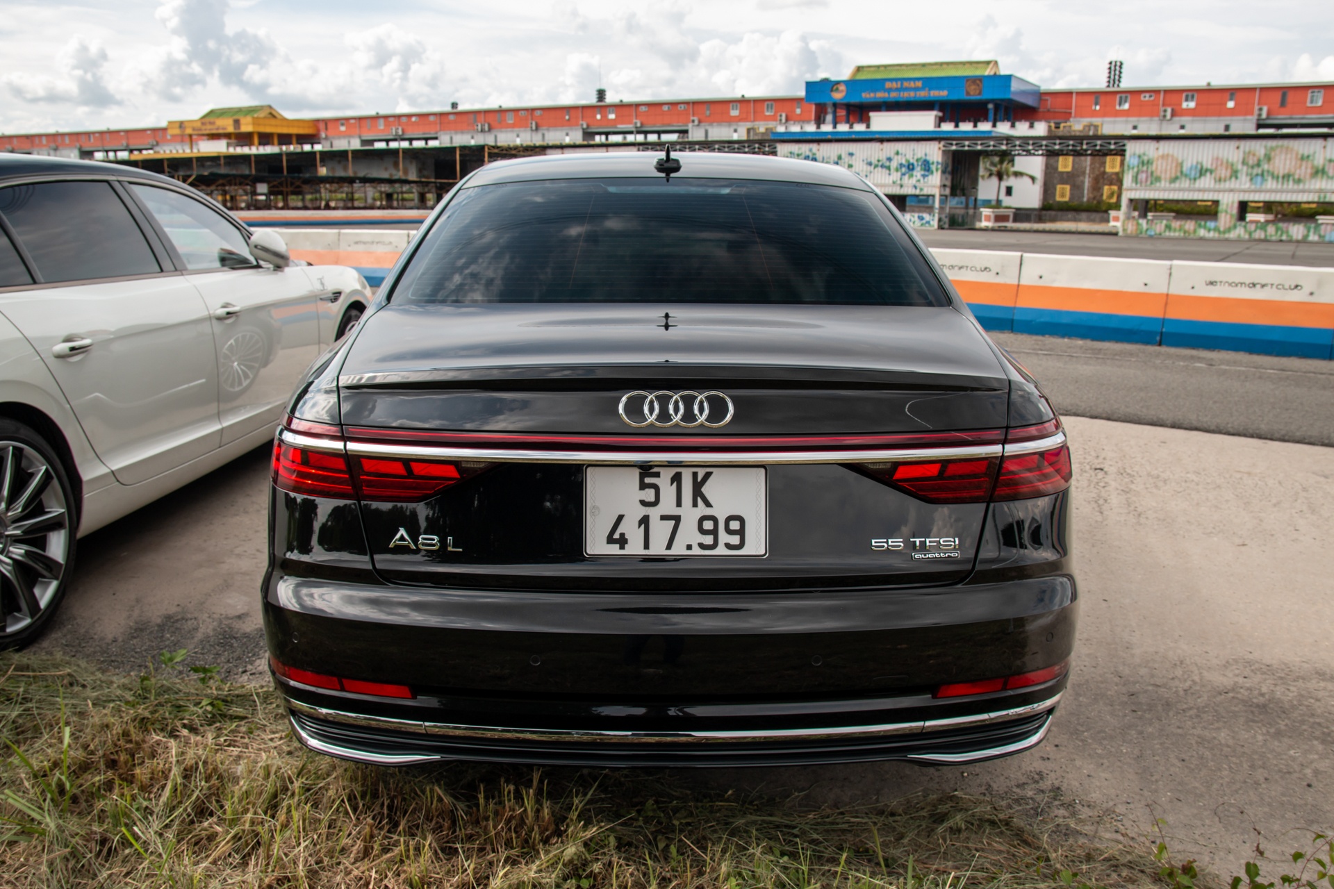 Cận cảnh Audi A8L đời 2022 giá 6 tỷ đồng của ông Nguyễn Quốc Cường - ảnh 11
