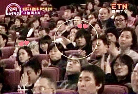 15 năm trước Hyun Bin và Son Ye Jin cùng chung khung hình nhưng họ không hề biết sau này sẽ kết duyên vợ chồng - ảnh 1