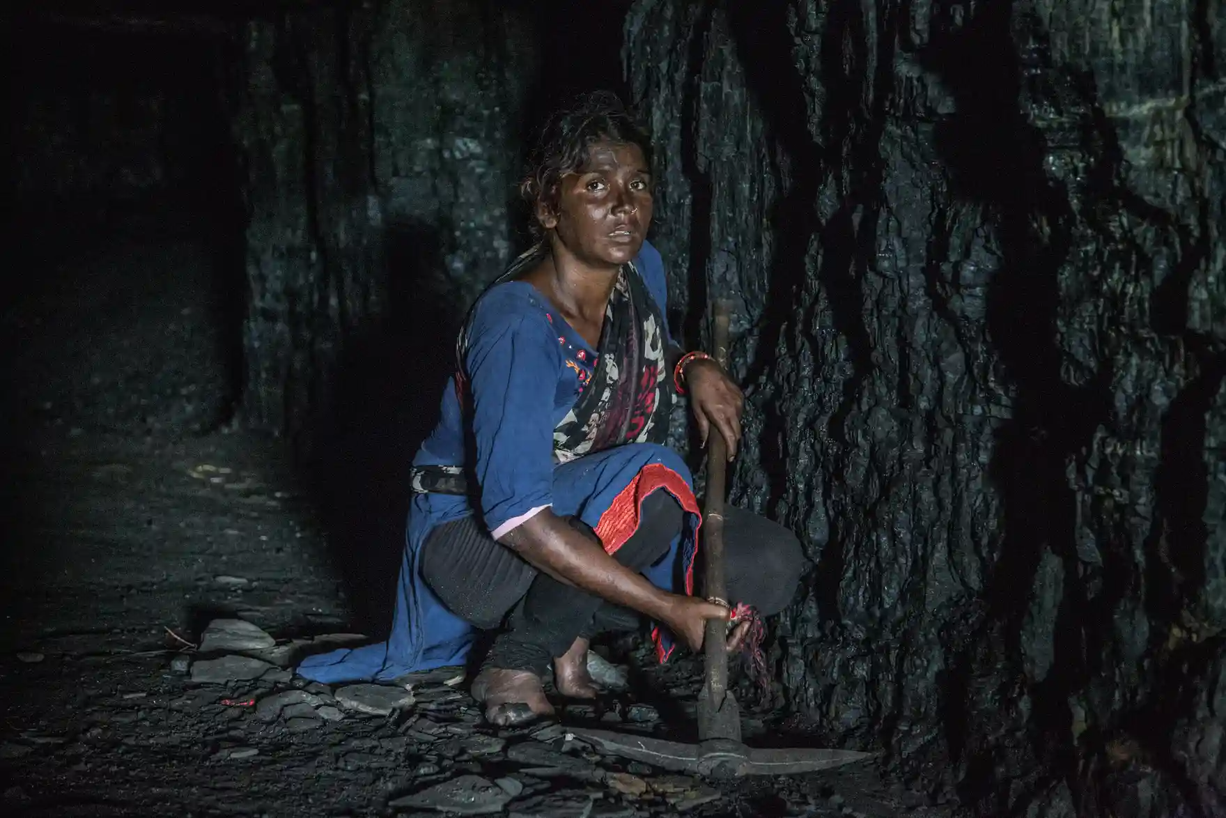 Hiểm họa rình rập giới khai thác than trộm ở Ấn Độ - ảnh 1