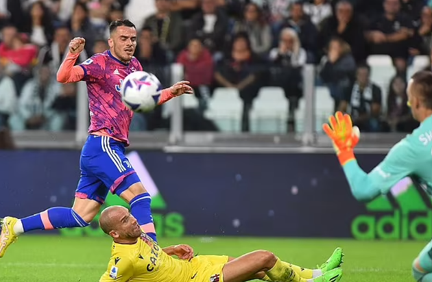 3 phút ghi 2 bàn, Juventus hạ gục đối thủ trên sân nhà - ảnh 2