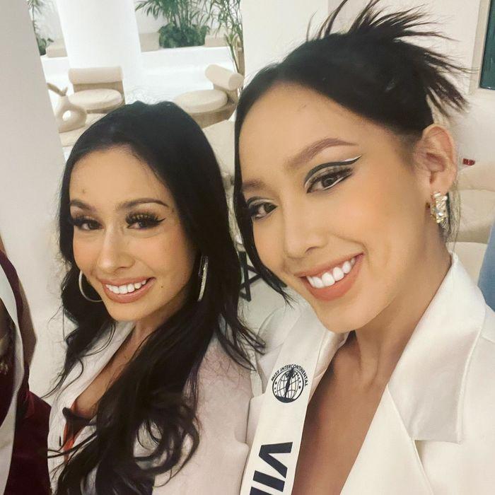 Bảo Ngọc gây tranh cãi vì tự makeup 'ô dề' ở Miss Intercontinental - ảnh 4