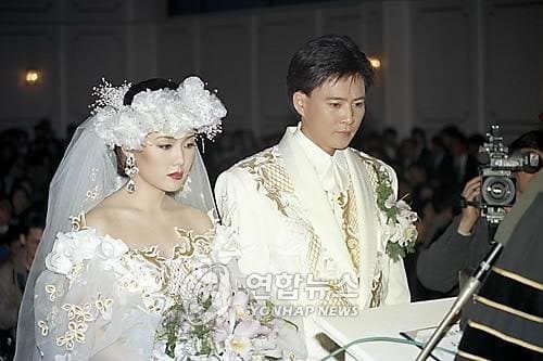 Biết bao đôi ly hôn nhưng 2 cặp sao Hàn này khiến người ta có niềm tin vào tình yêu: Gần 30 năm trôi qua vẫn bên nhau không rời - ảnh 3