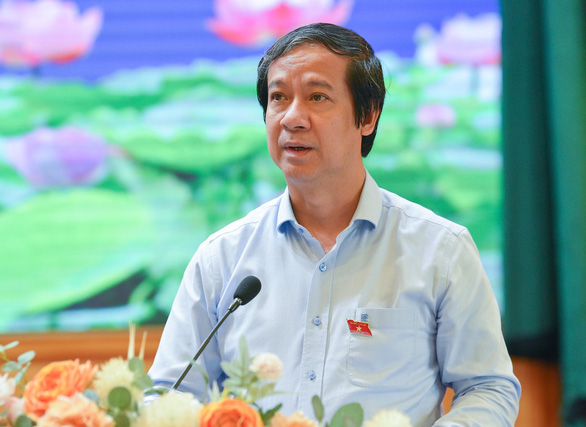Bộ trưởng Nguyễn Kim Sơn nêu loạt giải pháp khắc phục tình trạng thiếu giáo viên - ảnh 1