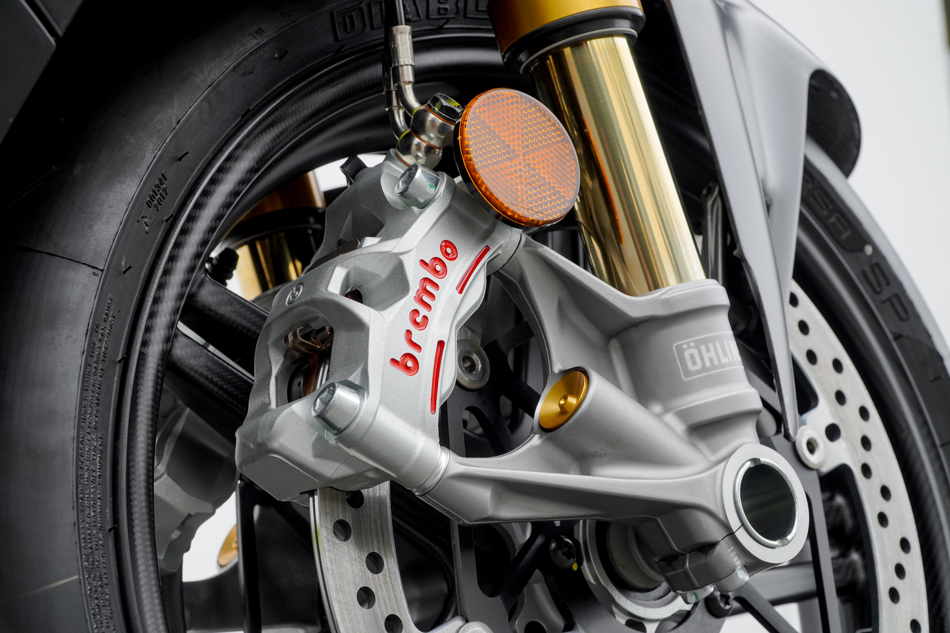 Thế giới 2 bánh: Ducati bàn giao chiếc Panigale V4 SP2 đầu tiên tại Việt Nam - ảnh 8