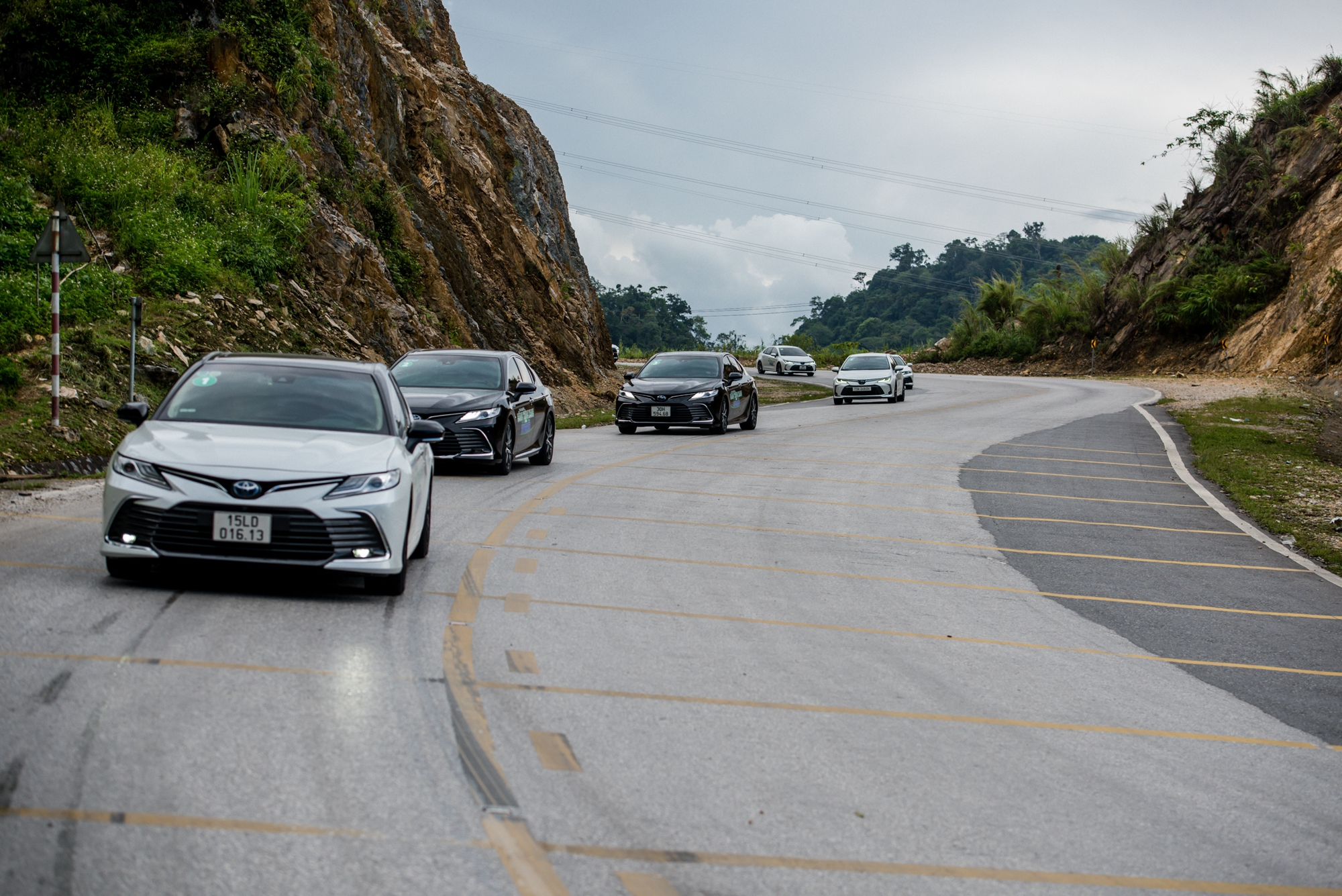 Trải nghiệm loạt ô tô hybrid của Toyota Hà Nội đến Mai Châu: Tưởng chỉ tiết kiệm nhưng còn thêm bất ngờ - ảnh 10