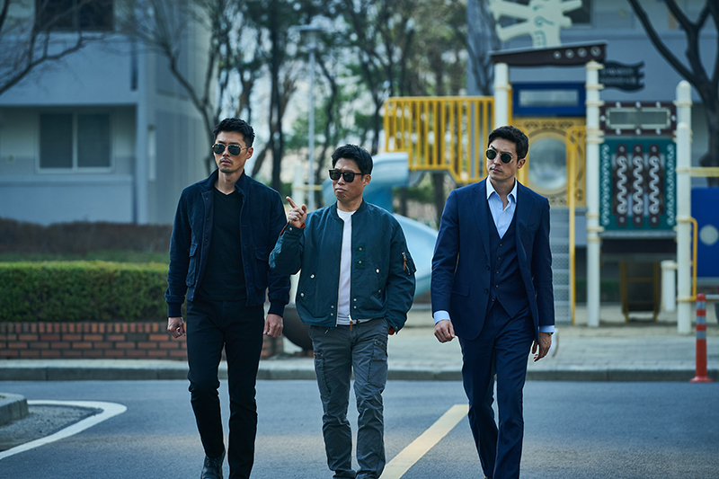 Bom tấn triệu đô của Hyun Bin và Yoon A sẽ ''hạ cánh'' rạp Việt tháng 10 - ảnh 1
