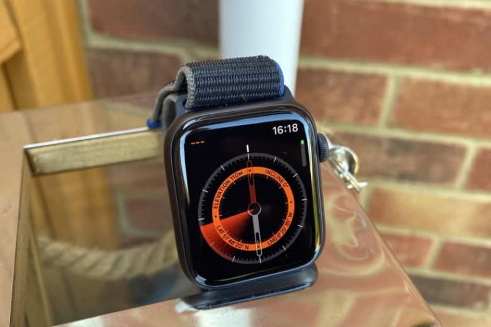Sự khác biệt giữa 2 dòng Apple Watch SE 2 và Apple Watch Series 8 - ảnh 4