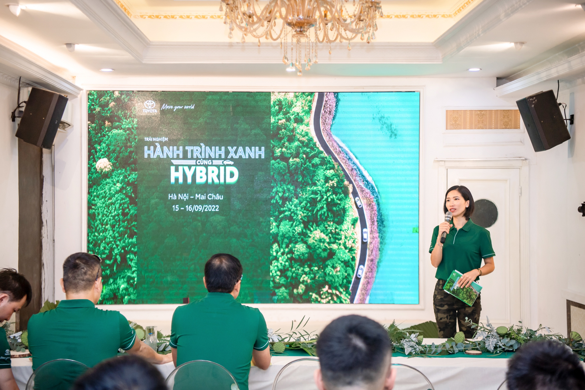 Trải nghiệm loạt ô tô hybrid của Toyota Hà Nội đến Mai Châu: Tưởng chỉ tiết kiệm nhưng còn thêm bất ngờ - ảnh 1