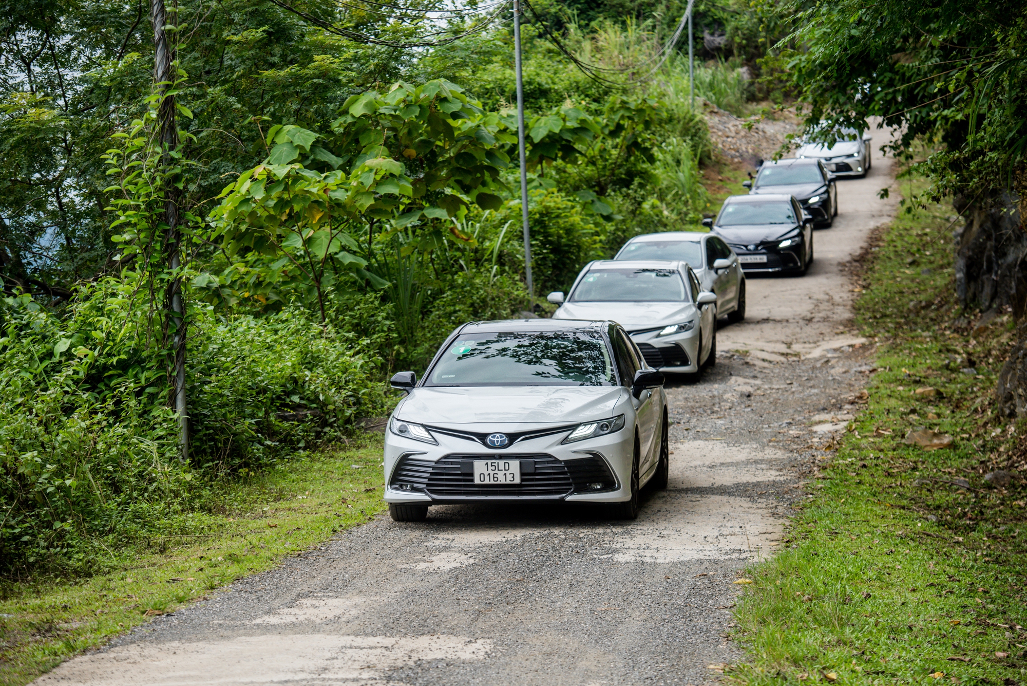 Trải nghiệm loạt ô tô hybrid của Toyota Hà Nội đến Mai Châu: Tưởng chỉ tiết kiệm nhưng còn thêm bất ngờ - ảnh 9