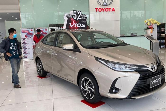 Toyota Vios đang được giảm giá tới hơn 30 triệu đồng tại đại lý - ảnh 1