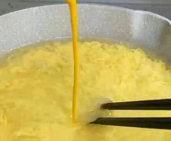 Dạy bạn cách làm súp trứng siêu ngon mềm mịn, trẻ em rất thích - ảnh 6