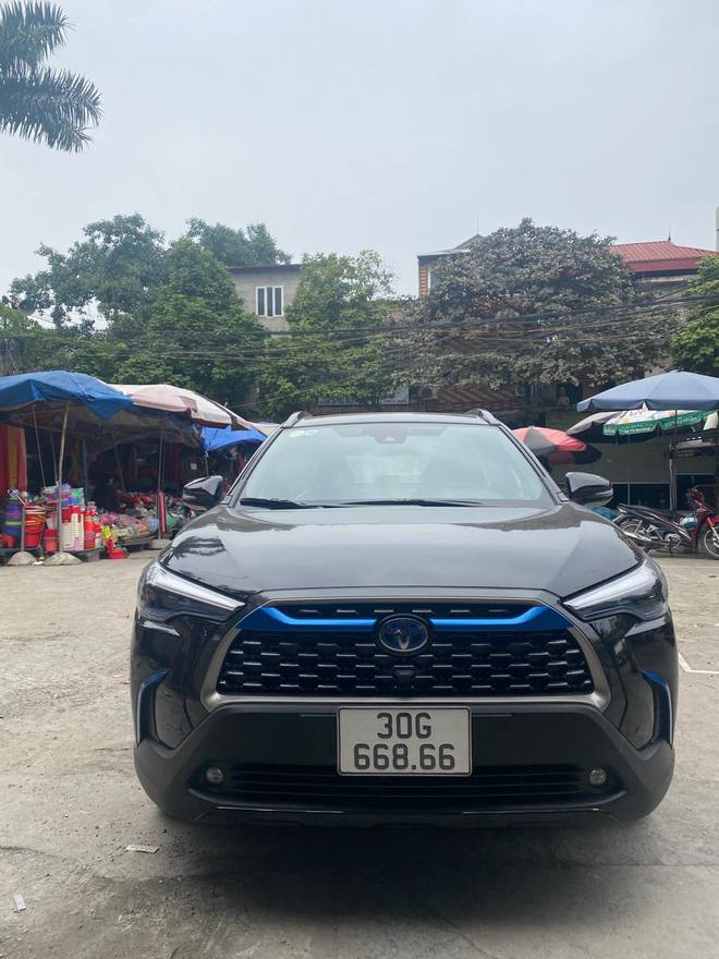 Những kiểu khách chốt đơn Toyota Corolla Cross sau 1 năm bán tại Việt Nam: Người bỏ Mercedes, người mua chỉ vì thương hiệu - ảnh 15