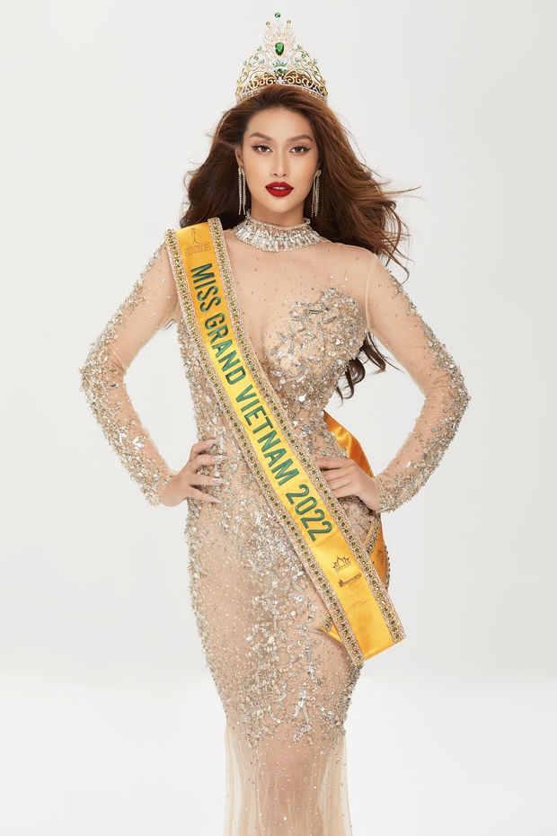Hoa hậu Thiên Ân chuẩn bị 30 bộ trang phục cho hành trình Miss Grand International 2022 - ảnh 3