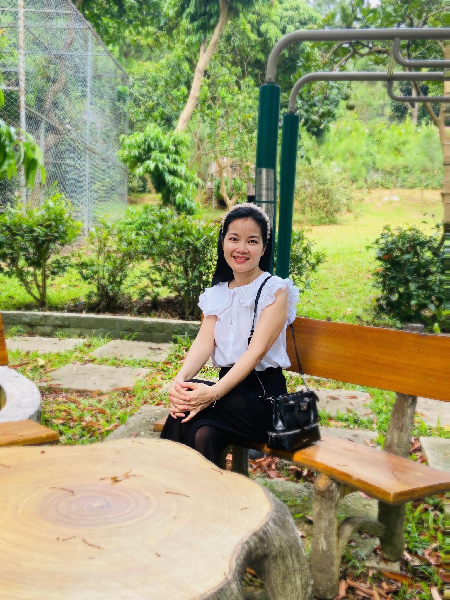 Đồng hành cùng hai con độ tuổi ''ẩm ương'', bà mẹ ở Hà Nội rút ra loạt bài học hữu ích - ảnh 1