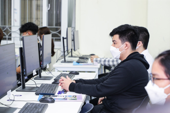 Năm 2023, Đại học Quốc gia Hà Nội sẽ tổ chức 12 đợt thi đánh giá năng lực - ảnh 1