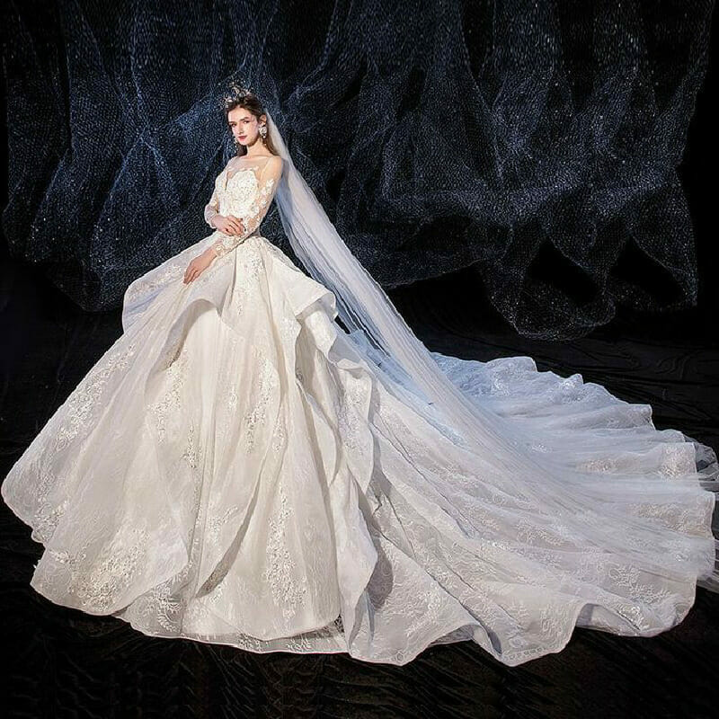 Váy Công chúa trễ vai lấp lánh  NTK Lý Nhiễu Hân  HERA Studio