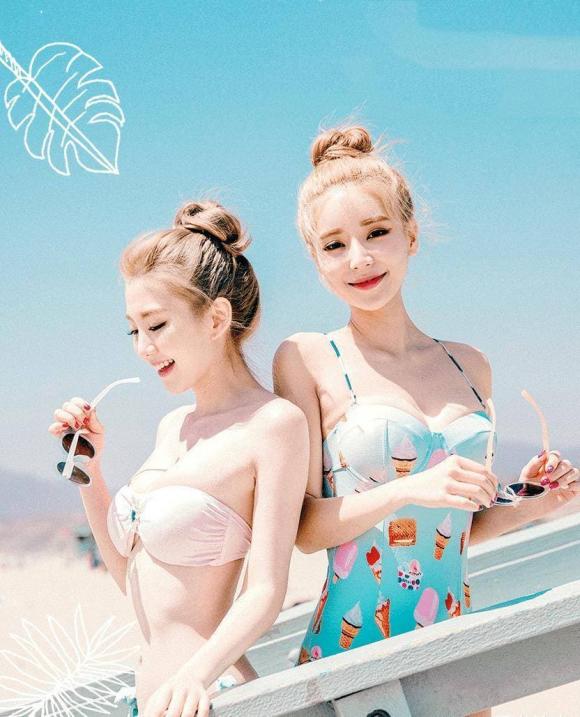 Hai nữ người mẫu quyến rũ nhất bãi biển, nụ cười của họ khiến bạn bị mê hoặc - ảnh 1