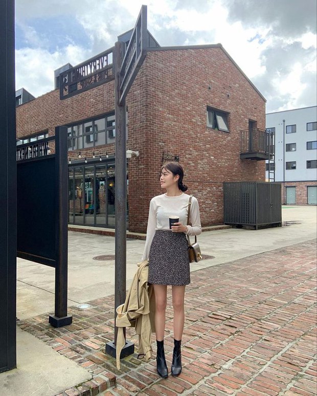 8 cách mặc đẹp cực đơn giản với chân váy dạ của ulzzang Hàn - ảnh 4