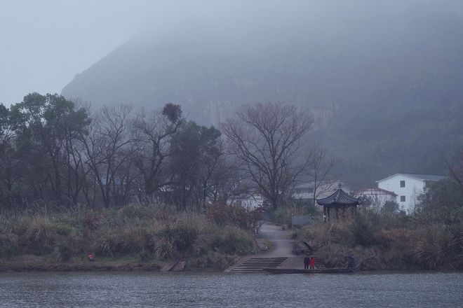 Ngôi làng nằm giữa ao tù nước đọng nhưng hơn 100 năm không có muỗi ở Trung Quốc - ảnh 3