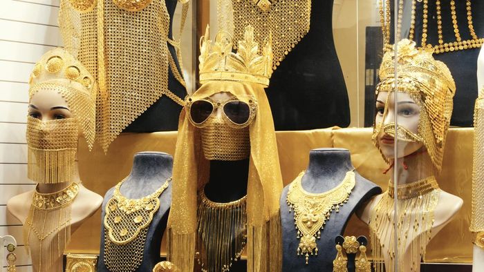 Chàng trai Việt khám phá chợ ‘nhà giàu’, ngày giao dịch gần 10 tấn vàng ở Dubai - ảnh 6